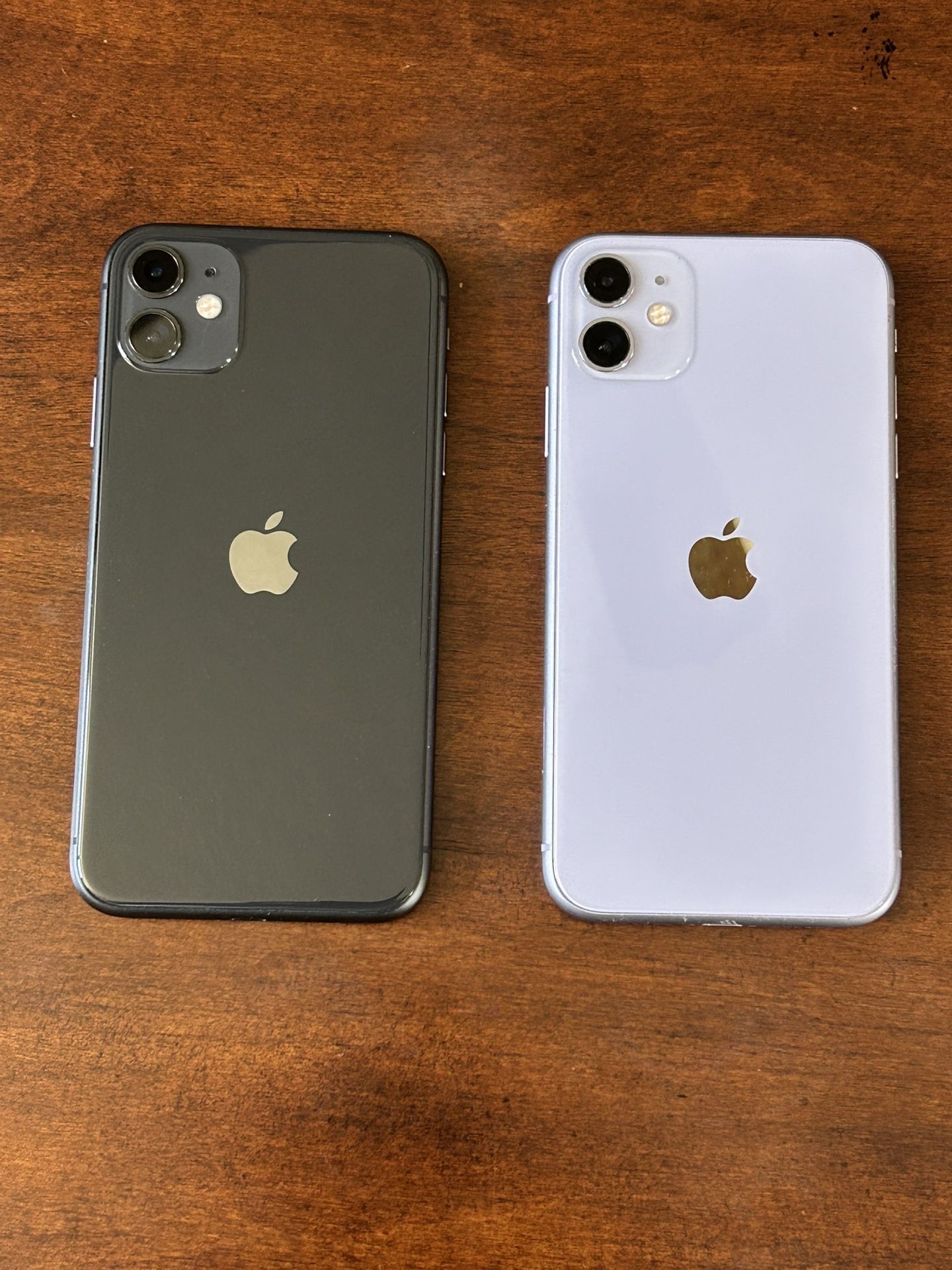 iPhone 11 ~ 64gb ~ Unlocked