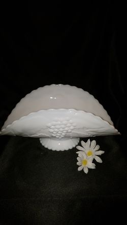 Vintage milk glass banana boat