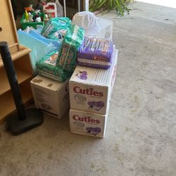 Diaper Size 4 And 3  $5Dollars Each One