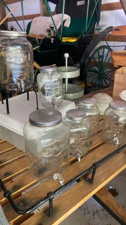 (6) total: Glass beverage dispensers (2) large (4) small