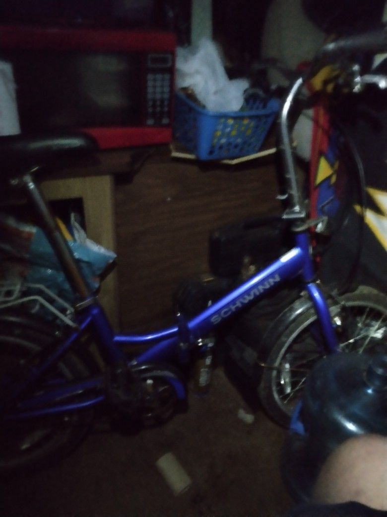 Schwinn Hinge folding Bike , Unisex