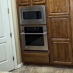 Free Range top / Hood Vent/ Oven