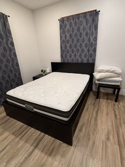 Estate Sale - Queen Size Bed