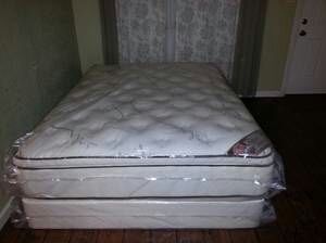 Queen bed pillow top can deliver new