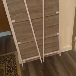 Folding Shelves