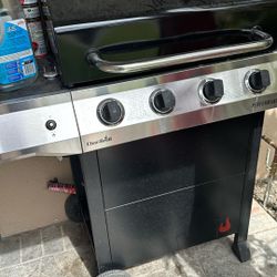 Asador en buenas condiciones 45 por el