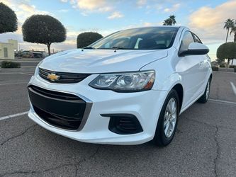 2018 CHEVY SONIC LT, LOW MILES, TWO OWNERS CAR, GREAT ON GAS, COLD AC, FINANCE AVAILABLE 🚘
