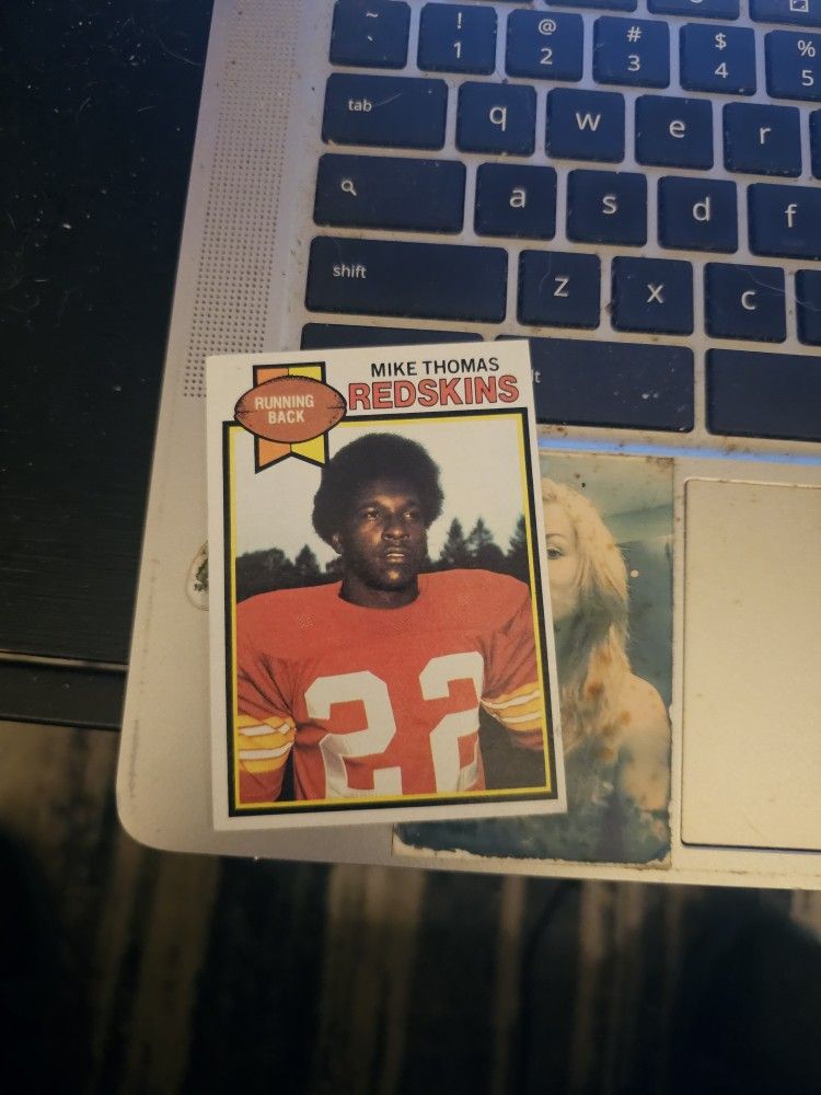Mike Thomas 1979 Topps Football Card