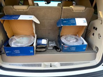 NEW FRONT & REAR DRILLED SLOTTED ROTORS AND CERAMIC BRAKE PADS KIT ( DETROIT AXLE BRAND )
