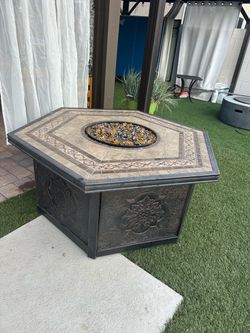 Hexagonal Tile Top Outdoor Gas Fire Pit Table