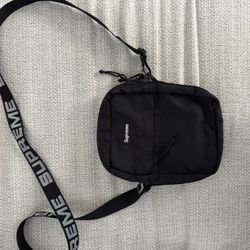 Supreme Shoulder Bag (SS18) Black