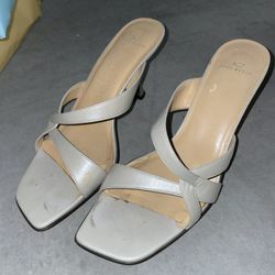 Anne Klein Heels Sz 7