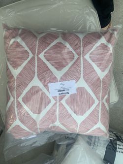Pier 1 cushion