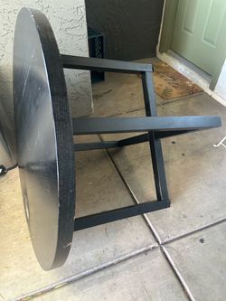 Black medium size table