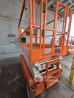 26’ Wide Snorkel Scissor lift