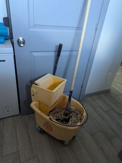 Mop and bucket