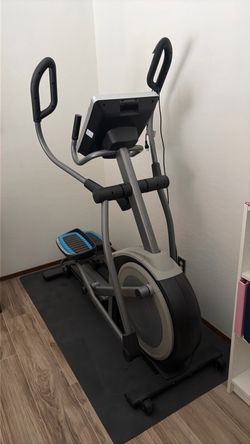 Elliptical Trainer Machine