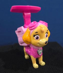 PAW PATROL Exclusive Talking SKYE "This Pup's Gotta Fly" 3" tall figure