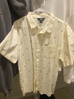 VOLCOM Shirt (Large)