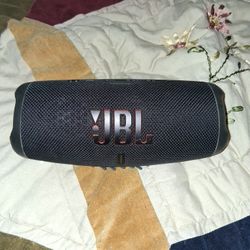 JBL CHARGE 5