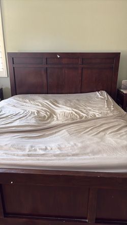 SLEEP NUMBER CAL KING AND FRAME