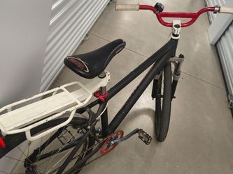 Specialize street cruiser