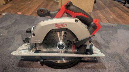 Milwaukee M18 circular saw w/ or w/o battery and charger