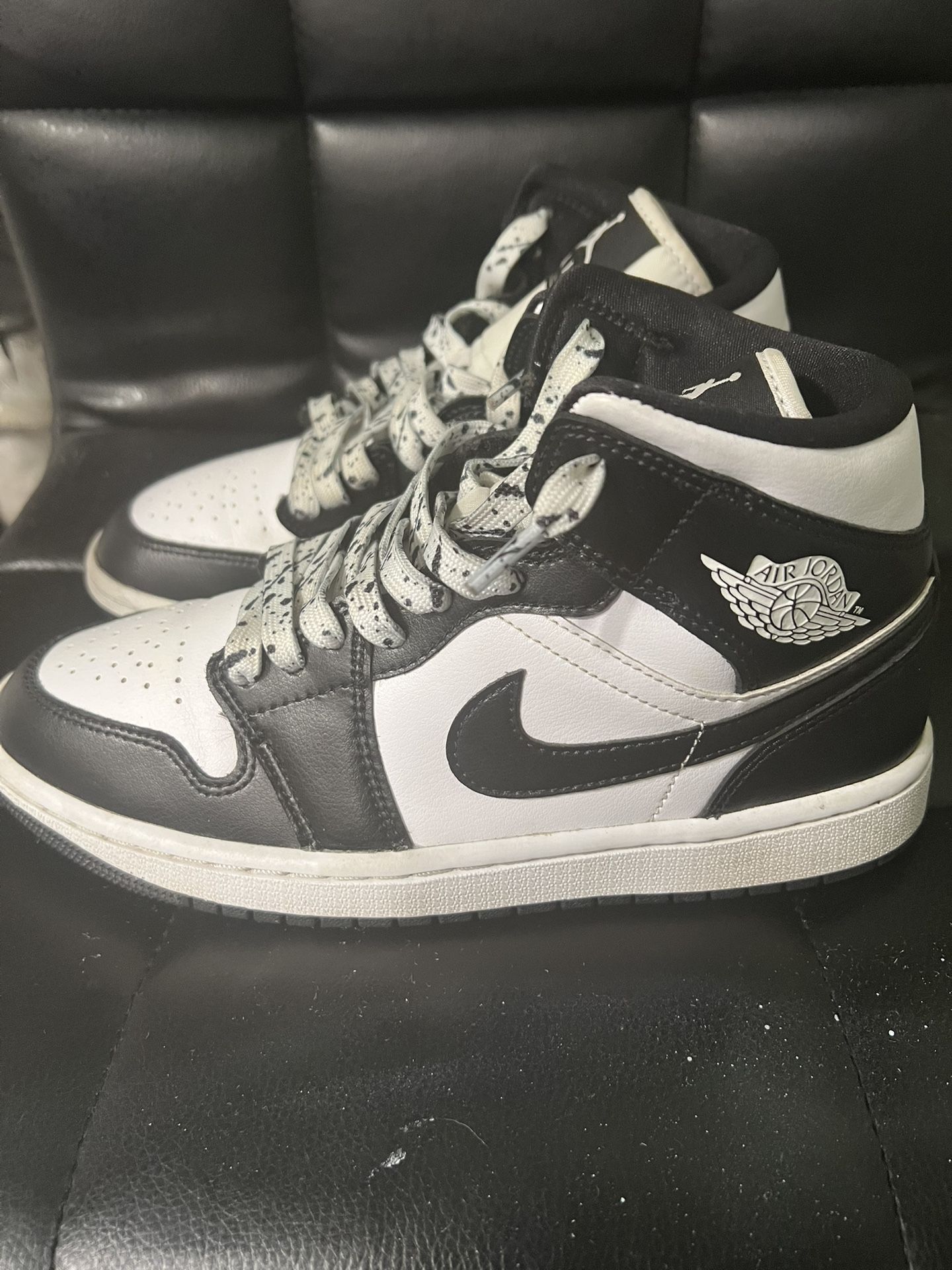 Jordan 1 Mid Size 8 For Sale
