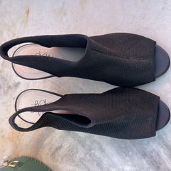 Size 9 Heels $6.00 Each 