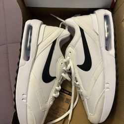 Nike Women’s Sneakers 