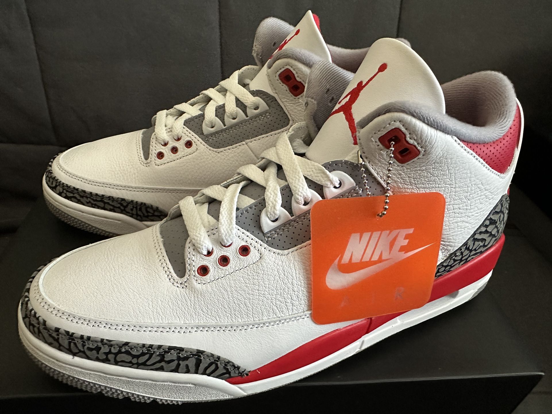 Nike Air Jordan Retro Fire Red