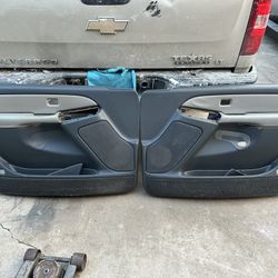 99-02 Chevy Silverado Tahoe GMC Sierra Yukon Set Of Front Power Door Panels OEM