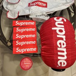 SUPREME Hypebeast Bundle
