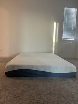 Moving sale