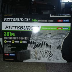 Pittsburgh 301 PC Tool Set. Brand New, Never Opened.