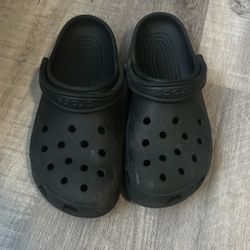 Black Crocs Size 9