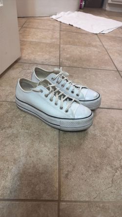 Low top leather converse
