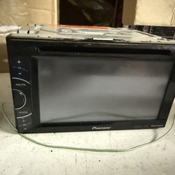 Pioneer AVH-X1500DVD Car Stereo