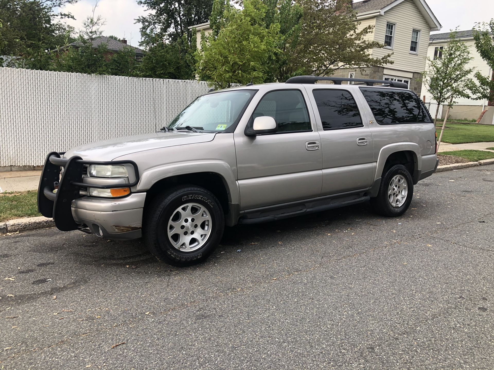 2004 Chevrolet Suburban