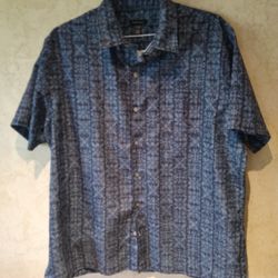 XL Van Heusen Short-Sleeve Buttoned Shirt 
