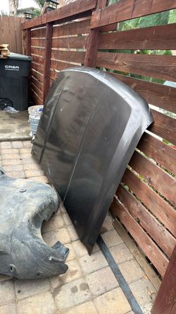 2007.5 Chevy Silverado hood