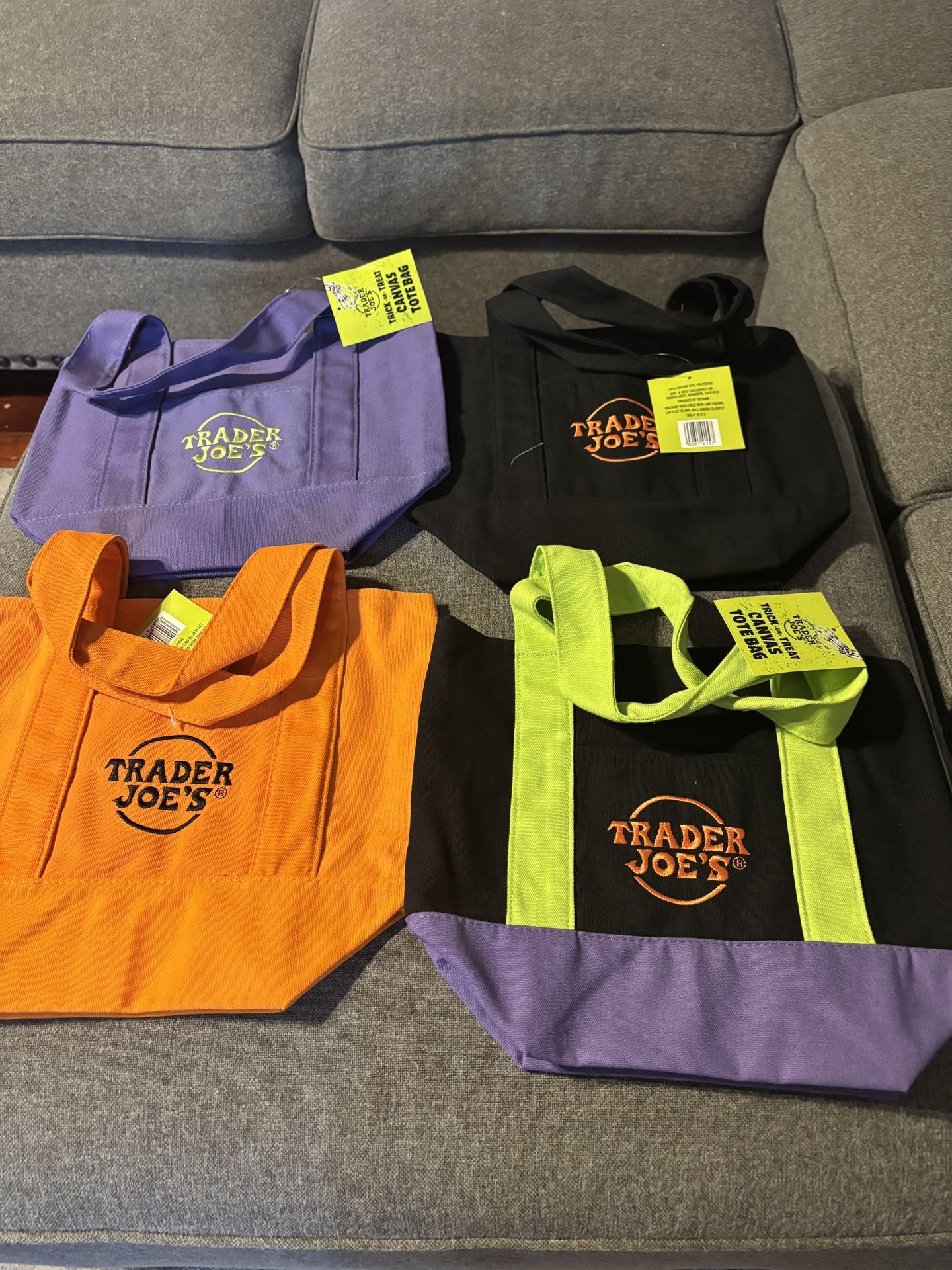 Trader Joe’s Mini Tote bags Halloween Limited Edition