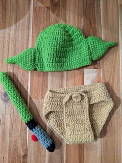 Baby Yoda Newborn Photo Costume