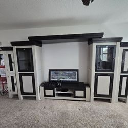 6pc Entertainment Center Solid Wood
