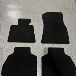 BMW X7 Black Carpet Car Mats 4pc