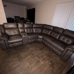 Leather Sectional $600 OBO 