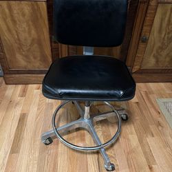 Vintage CRAMER Rolling/Swivel Industrial Office Chair Mid Century Modern