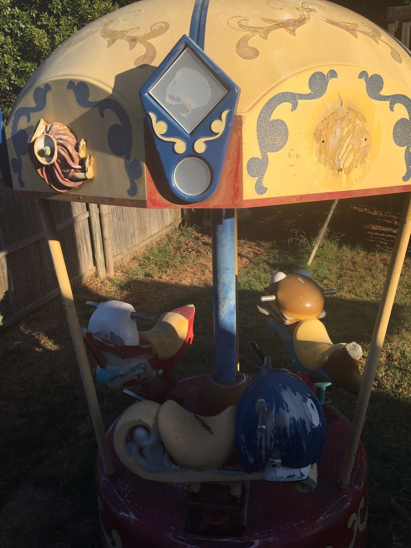 Working electric McDonald’s Carousel