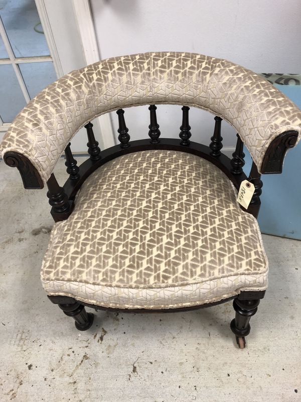 Barrel Upholstered Chair for Sale in Conroe, TX OfferUp