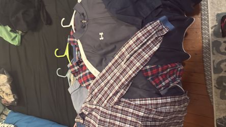 Men’s size 2xL CLOTHES